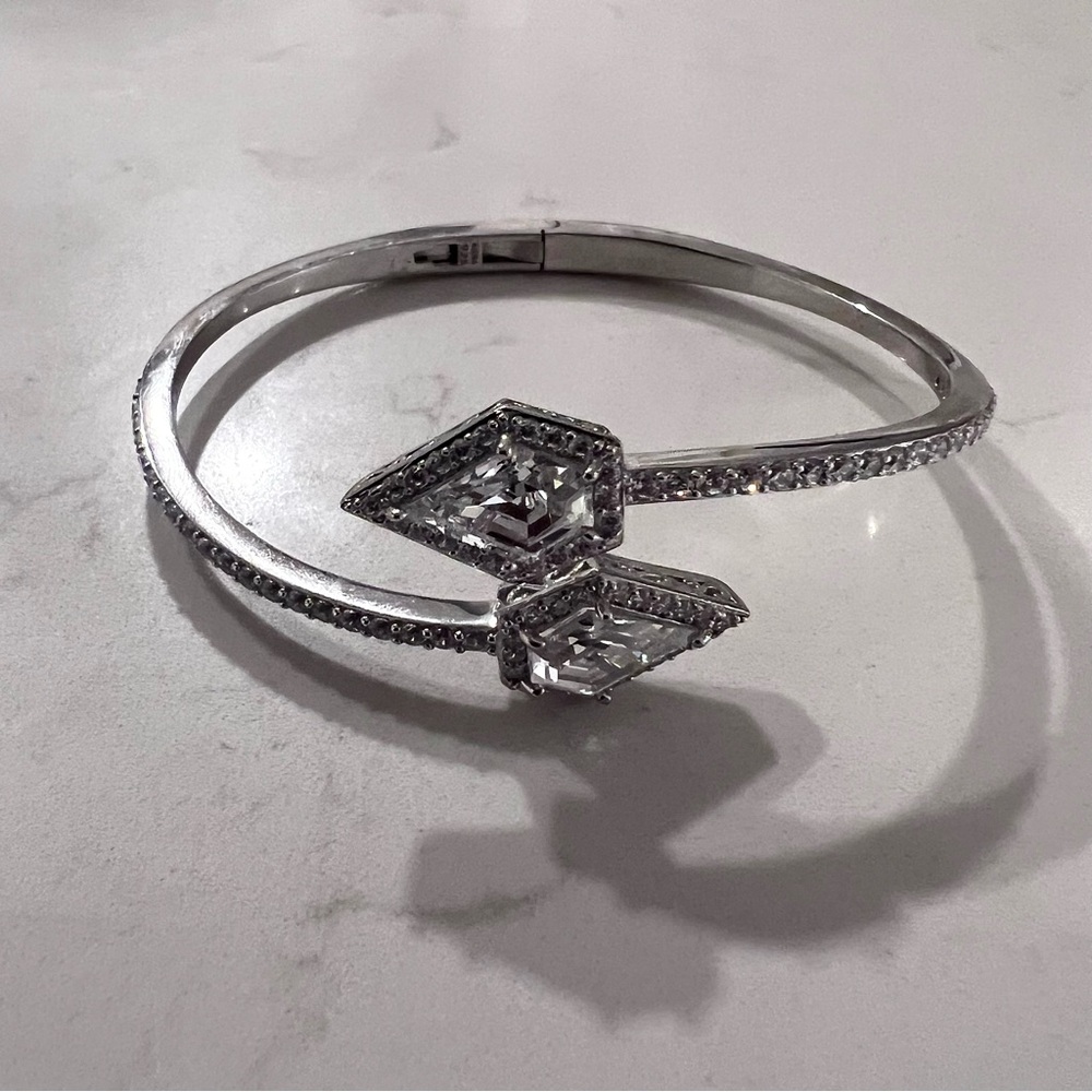 New Statement Open Bangle Bracelet - image 4